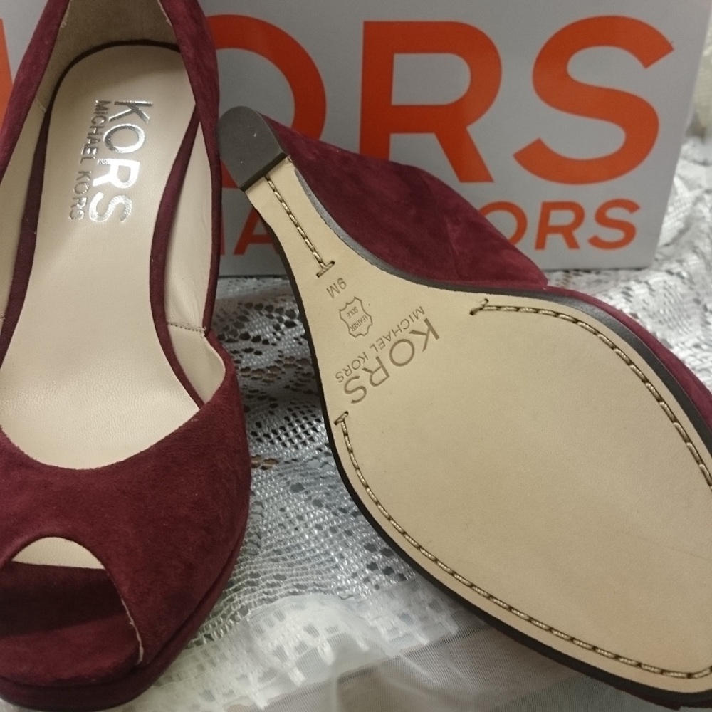 Michael Kors Burgandy Suede Wedge heel